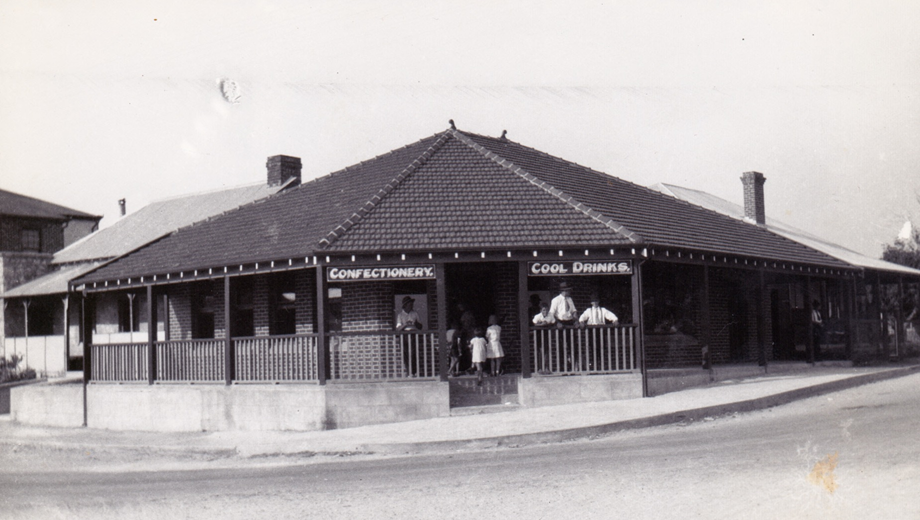 Old sepia photo of corner shop in Mandurah