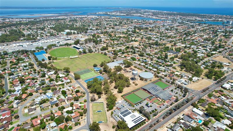 Aerial view of Central Mandurah, Rushton Park, including buildings and parks