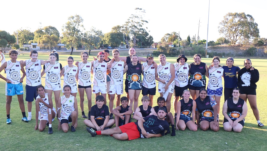 Group of participants from 2024 Gnoonie Cup